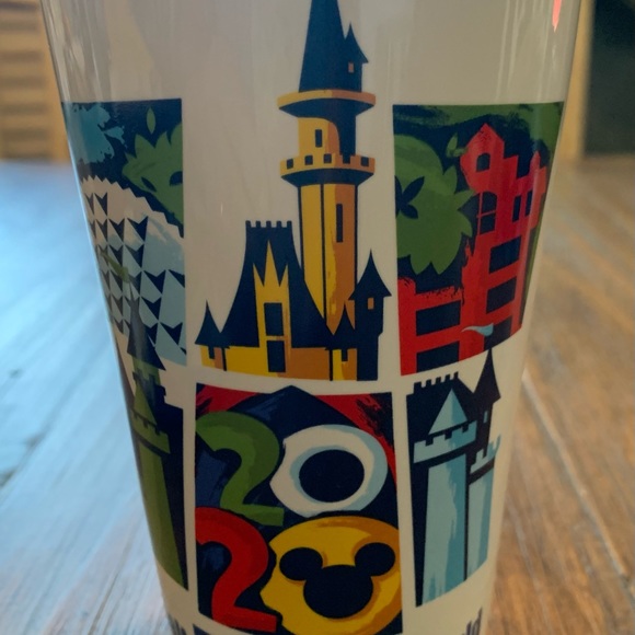 NEW Walt‎ Disney World 2020 Mickey Mouse Castle Travel Tumbler Ceramic Cup Mug - Picture 3 of 10